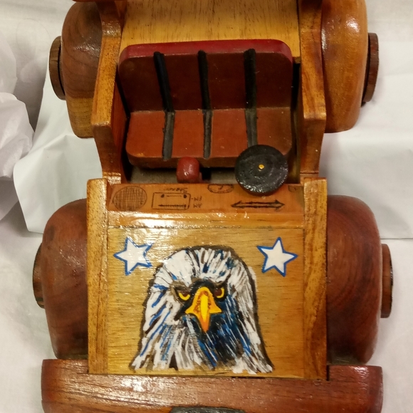 Vintage Handcrafted Wooden Antique Roadster Classical Car - Picture 10 of 13